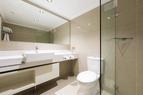 Mercure Canberra - Maitland Accommodation 13