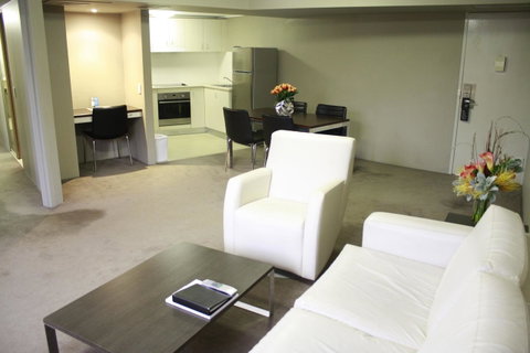 Pavilion On Northbourne - Maitland Accommodation 14