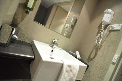 Pavilion On Northbourne - Maitland Accommodation 21