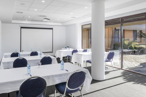 Garden City Hotel, Best Western Signature Collection - Maitland Accommodation 21
