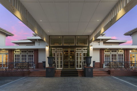 Hotel Kurrajong Canberra - Maitland Accommodation 22