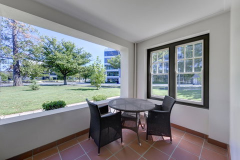 Hotel Kurrajong Canberra - Maitland Accommodation 10