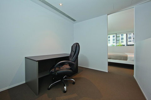 Realm Park 39 Barton ACT - Maitland Accommodation 17