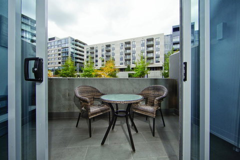 Realm Park 39 Barton ACT - Maitland Accommodation 19