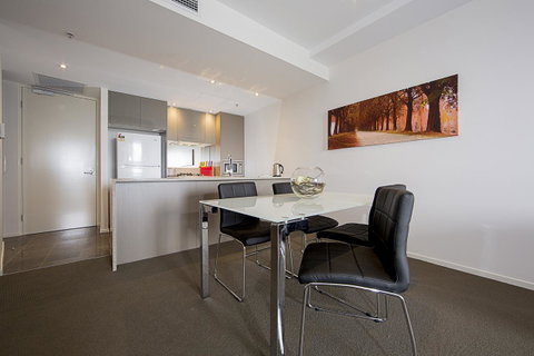 Manhattan 303 Canberra City ACT - Maitland Accommodation 15