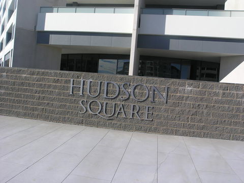Kesh At Hudson Square - Maitland Accommodation 7