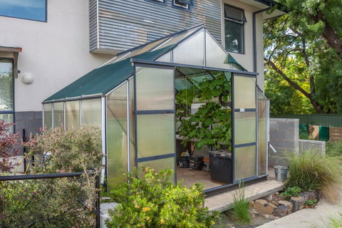 One Of A Kind Apartments - Maitland Accommodation 37