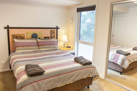 One Of A Kind Apartments - Maitland Accommodation 6