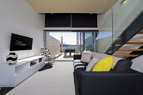 Mode 220 Braddon ACT - Maitland Accommodation 0