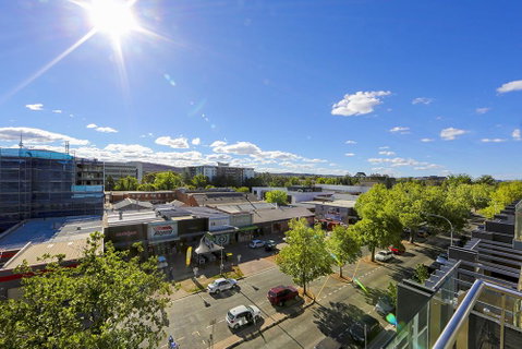 Mode 220 Braddon ACT - Maitland Accommodation 11