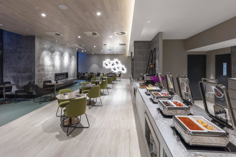 Deco Hotel Canberra - Maitland Accommodation 2