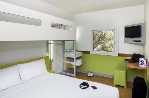 Ibis Budget Canberra - Maitland Accommodation 6
