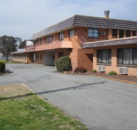 Canberra Lyneham Motor Inn - Maitland Accommodation