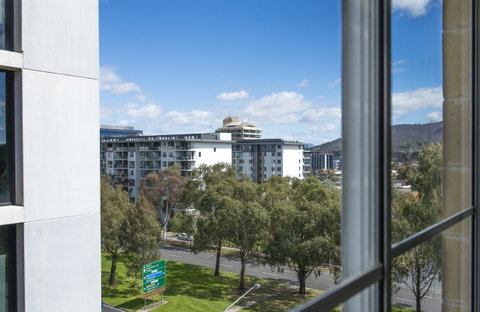 Mantra On Northbourne - Maitland Accommodation 24