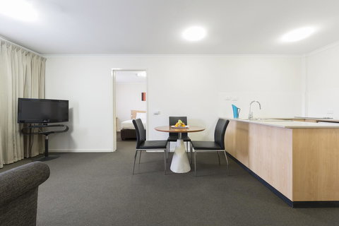 Ramada Encore Belconnen - Maitland Accommodation 9