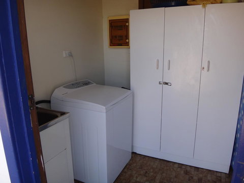 Windana Cottages - Maitland Accommodation 12