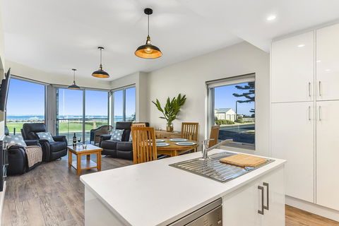 Bonnies Of Beachport - Maitland Accommodation 13