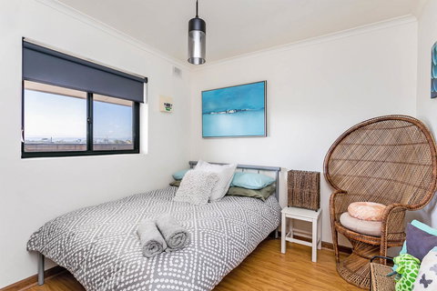 Blissful Beachfront Beachouse - Maitland Accommodation 13