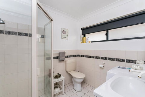 Blissful Beachfront Beachouse - Maitland Accommodation 14