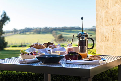 The Louise - Maitland Accommodation 42