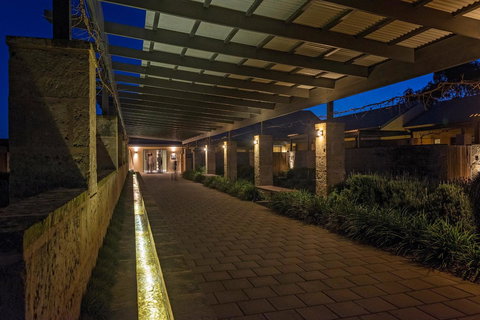 The Louise - Maitland Accommodation 27