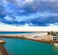 Ocean View Luxury Apartment  Suite - Maitland Accommodation