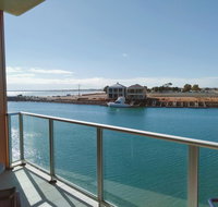 Wallaroo Marina Executive Apartments - Maitland Accommodation