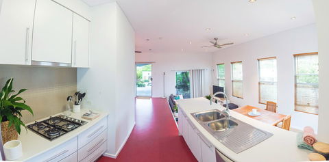 S T U D I O 22 Peaceful Retreat With Garden Views - Maitland Accommodation 4