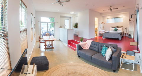 S T U D I O 22 Peaceful Retreat With Garden Views - Maitland Accommodation 2
