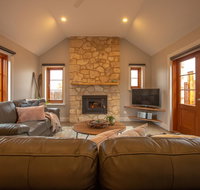 Lucy's Cottage - Maitland Accommodation