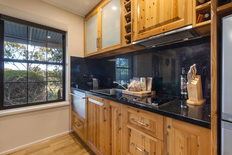 Stonewell Cottages And Vineyards - Maitland Accommodation 37