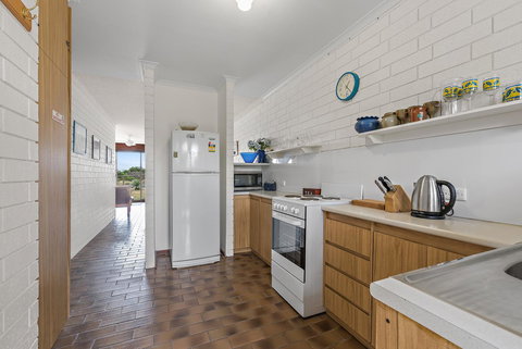 Sun & Surf Aldinga Beach Apartment - Maitland Accommodation 7