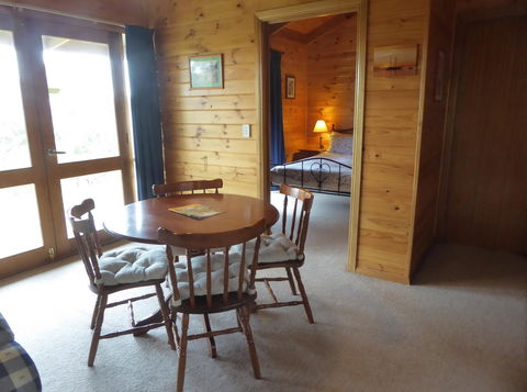 Molly's Chase - Maitland Accommodation 4