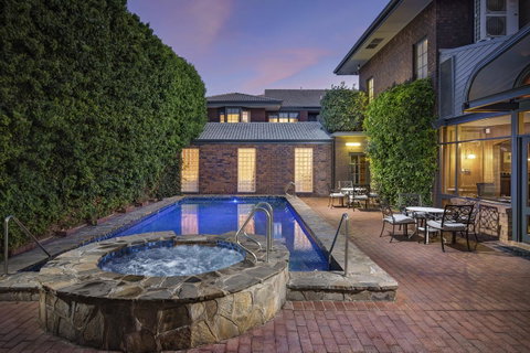 Adelaide Inn - Maitland Accommodation 1