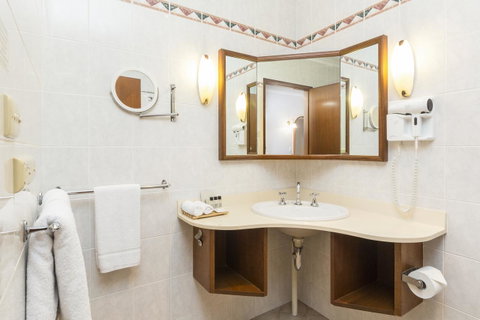 Adelaide Inn - Maitland Accommodation 11