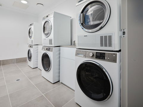 East Maitland Executive Apartments - Maitland Accommodation 0
