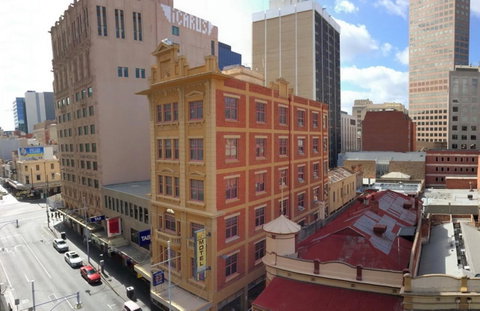 Adelaide Paringa - Maitland Accommodation 1