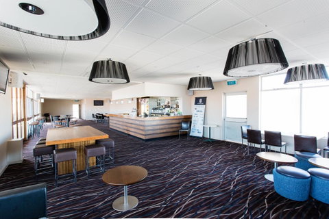 Bay Motel Hotel - Maitland Accommodation 23