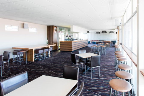 Bay Motel Hotel - Maitland Accommodation 25