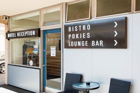 Bay Motel Hotel - Maitland Accommodation 12