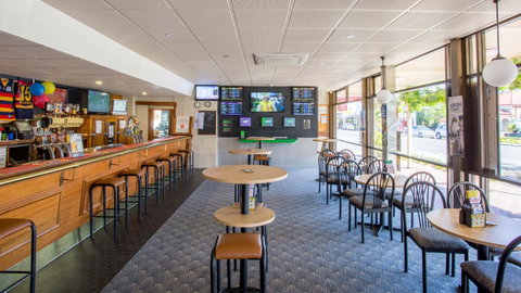 Bay Motel Hotel - Maitland Accommodation 13