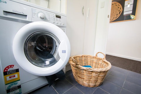 Coorong Waterfront Retreat - Maitland Accommodation 13