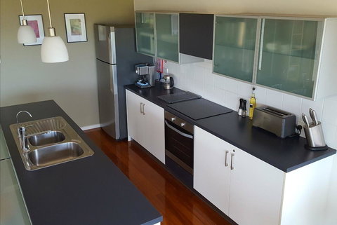 Coorong Waterfront Retreat - Maitland Accommodation 9
