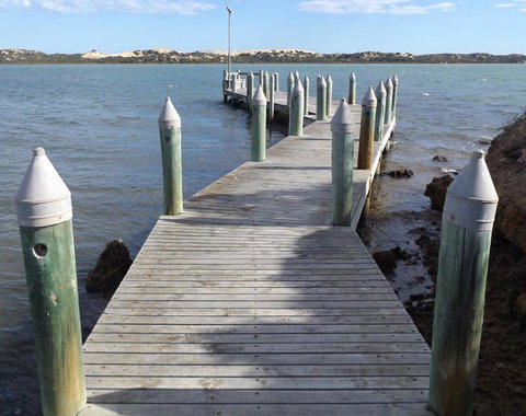 Coorong Waterfront Retreat - Maitland Accommodation 33