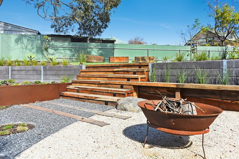 Port Of Call - Port Willunga - C21 SouthCoast Holidays - Maitland Accommodation 2