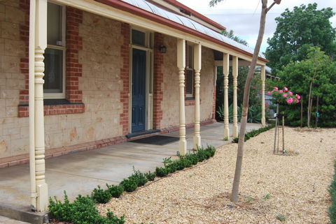 Jacaranda Cottage - Maitland Accommodation 12