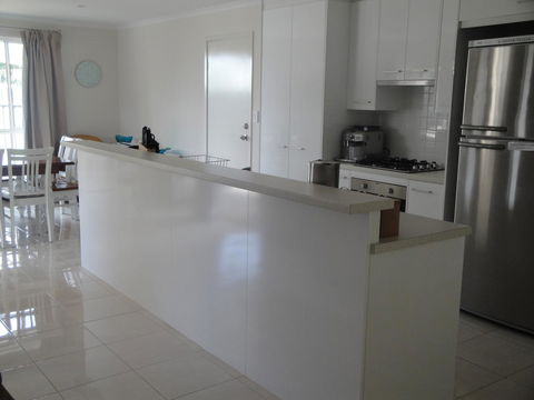 White Sands Retreat - Maitland Accommodation 2