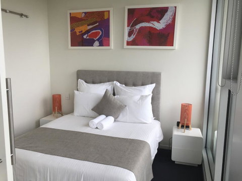 Tasha\'s Apartments On Warwick - Maitland Accommodation 25