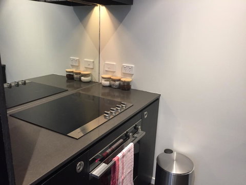 Tasha\'s Apartments On Warwick - Maitland Accommodation 14