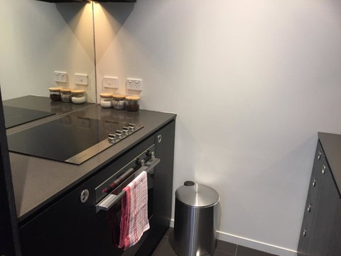 Tasha\'s Apartments On Warwick - Maitland Accommodation 13